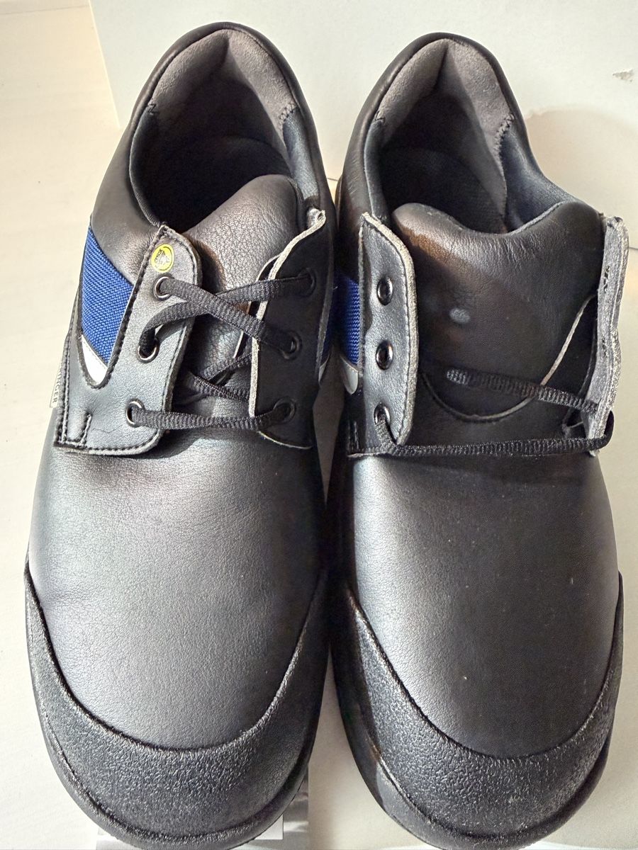 Scarpe da uomo: Chaussures de sécurité Springer S2 SRC noir taille 44 neuves – Nuovo e nell'imballaggio originale da Brügg BE venduto da Goob 3