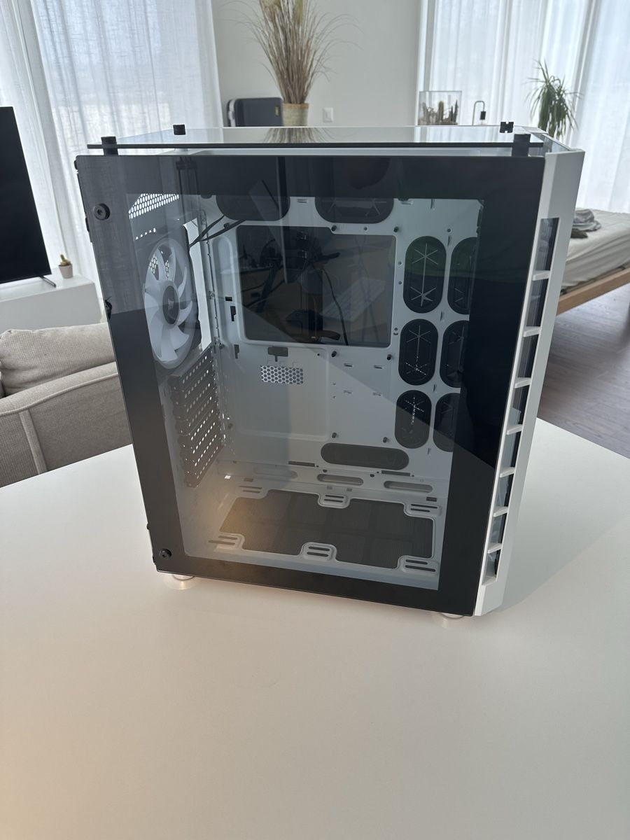 Corsair Boîtiers: Corsair 680X - PC Gehäuse – D'occasion à Affoltern am Albis par SebSell