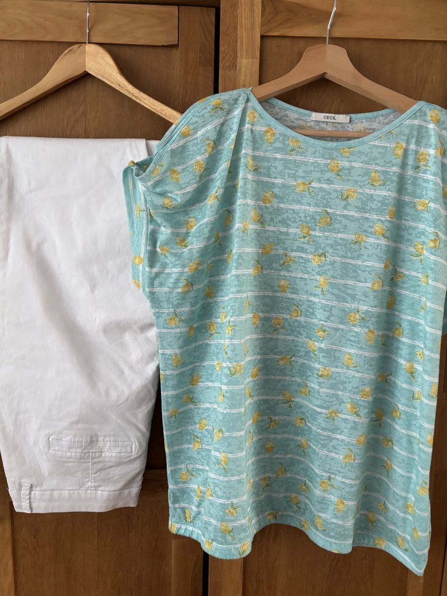 Lots de vêtements: 2 teile damen kleider – D'occasion à Kloten par Buki-Sneki 2