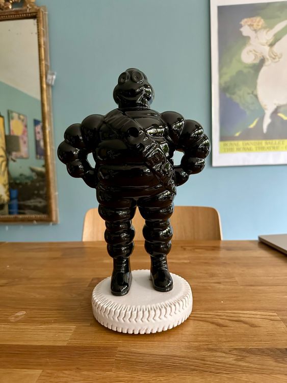 Cendrier Michelin En Céramique Blanche - Bibendum Assis - Vintage - Occasion