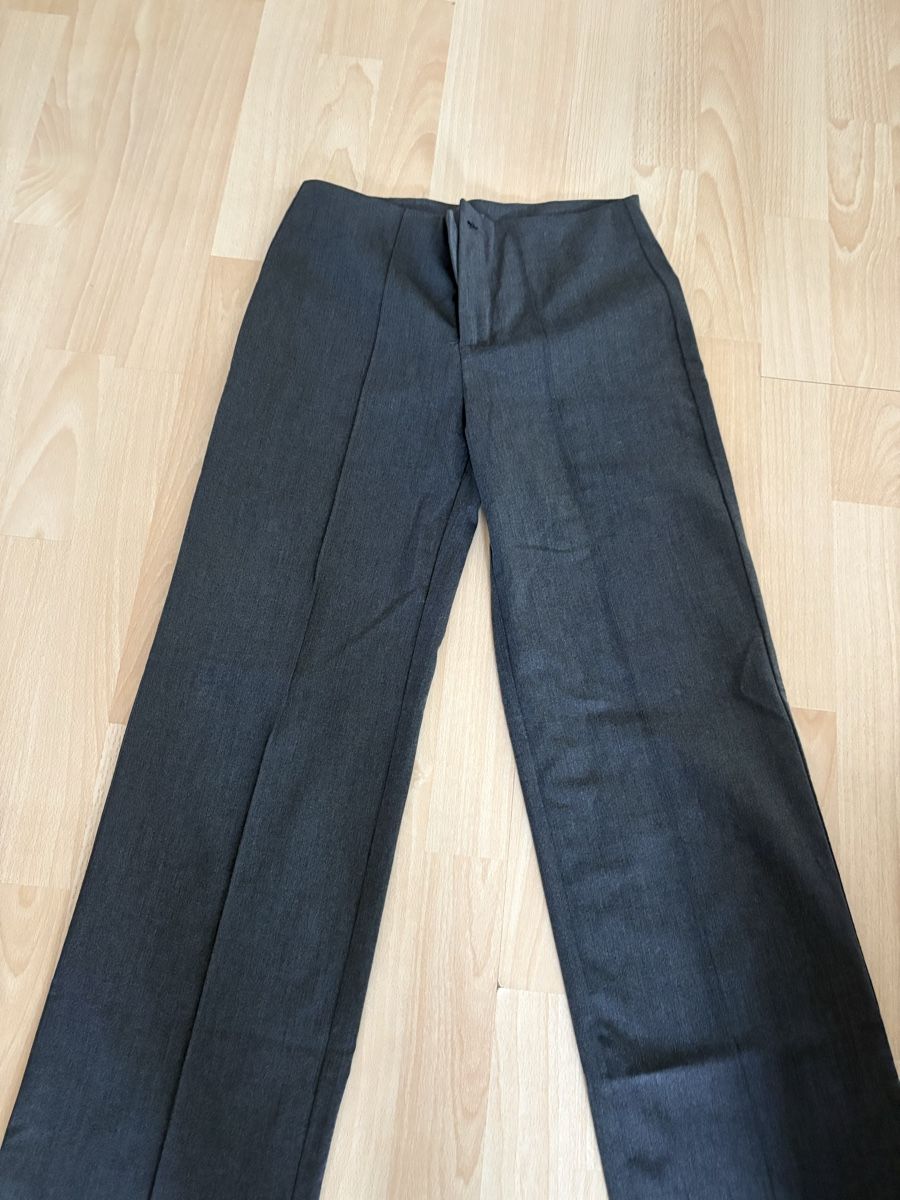 H&M Pantaloni: Stoff Hose H&M Gr. 146-152  dunkelgrau – Nuovo (secondo la descrizione) da Engelburg venduto da ynnoc19