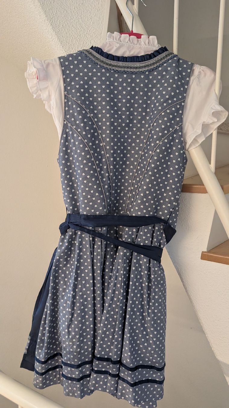 Robes: Dirndl Krüger Madl Grösse 40 – D'occasion à Hedingen par Lady_206 1