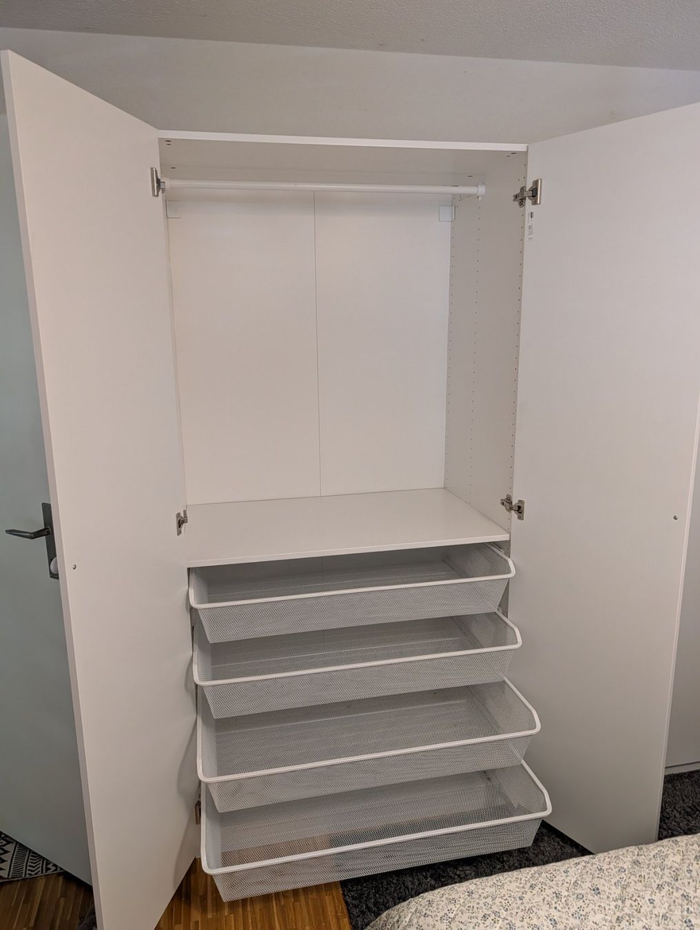 Ikea Schränke: Armoire chambre à coucher – Gebraucht aus Echallens von michllbis 1