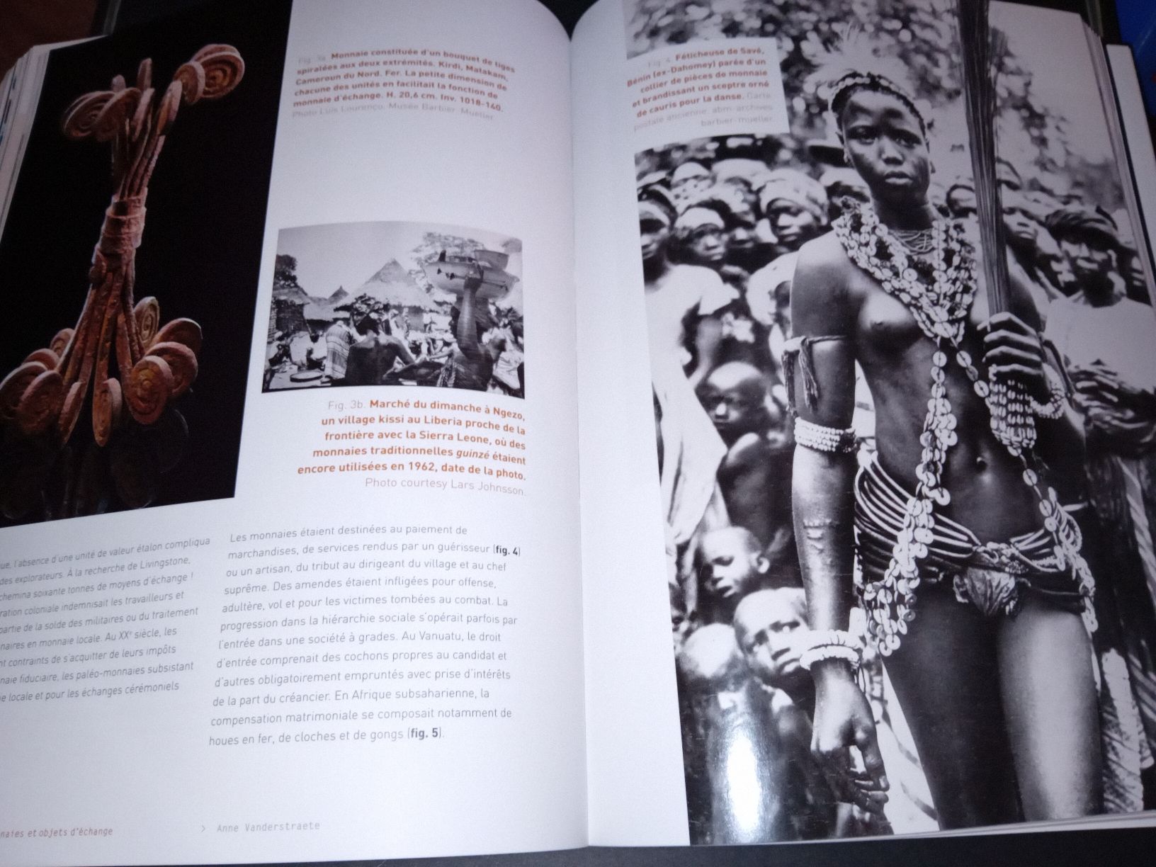 Libri: ARTS & CULTURES 2018 – Usato da Biasca venduto da Old_6blh 2