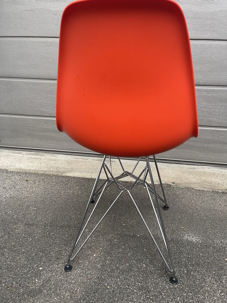 Vitra Chaises: Vitra Eames Side Chair – D'occasion à dietikon par fernando011 2