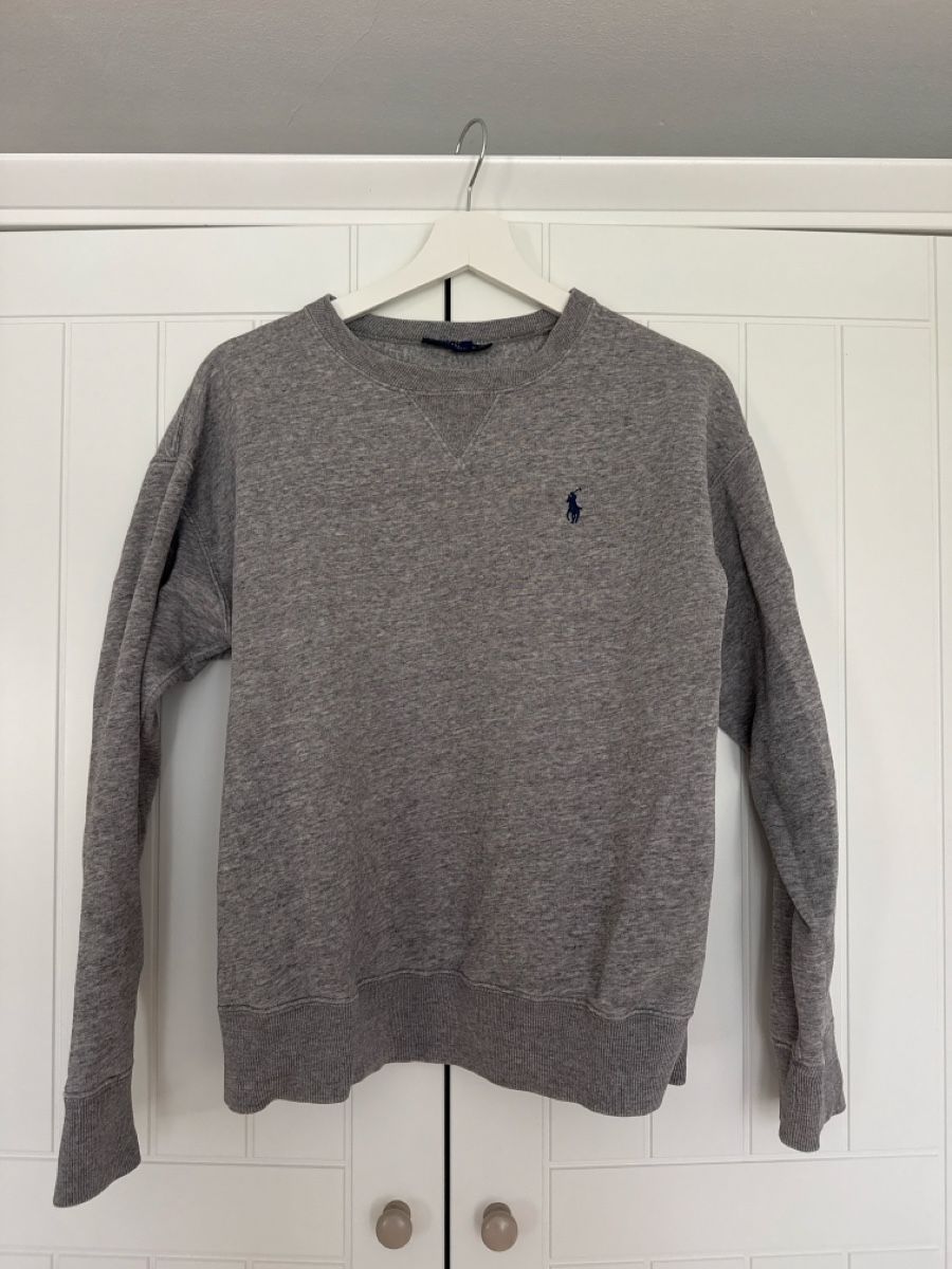 Polo Ralph Lauren Pullover & Sweatshirts: Pullover Polo Ralph Lauren grau Grösse M – Gebraucht aus Meiringen von aazz