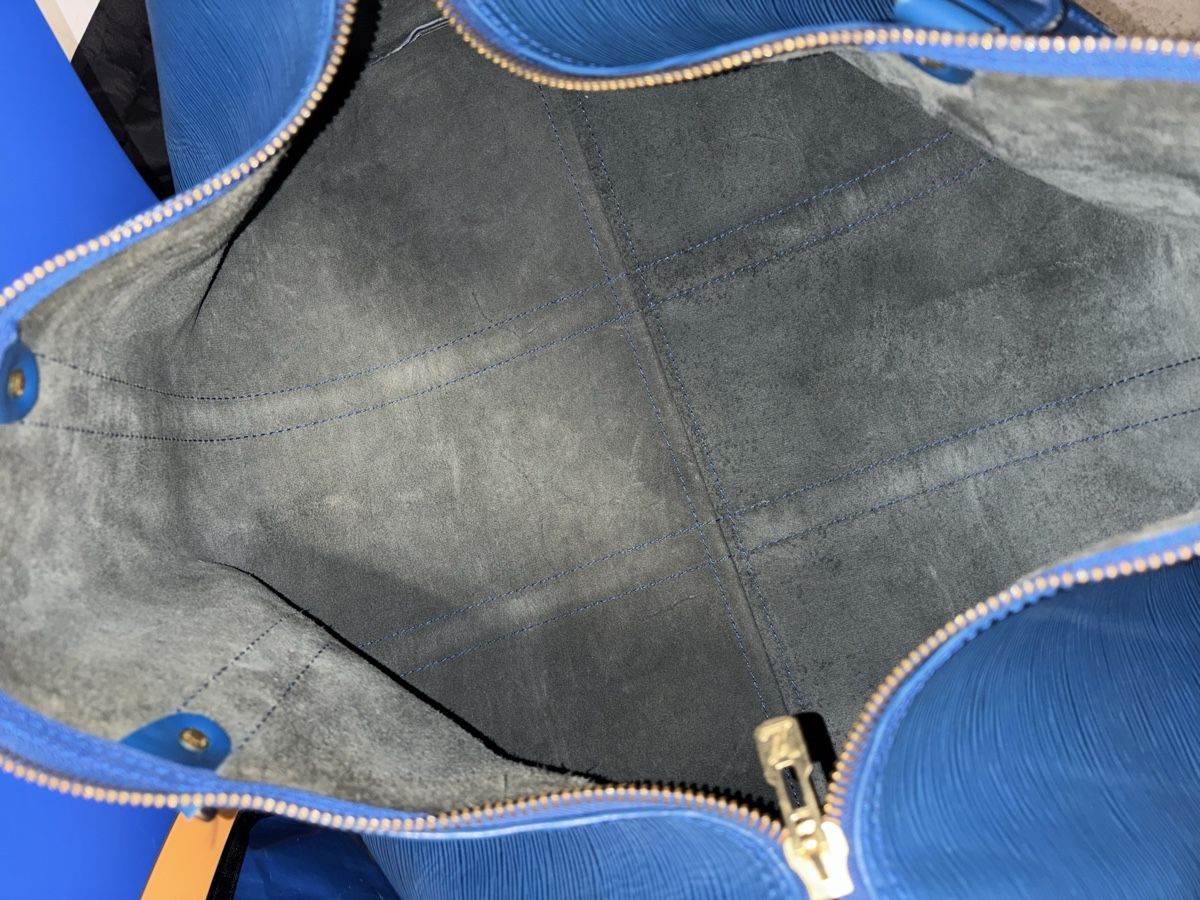 Louis Vuitton Borse: Louis Vuitton Epi Toledo Blue Keepall – Usato da Hermetschwil-Staff venduto da Jonah.jab 2