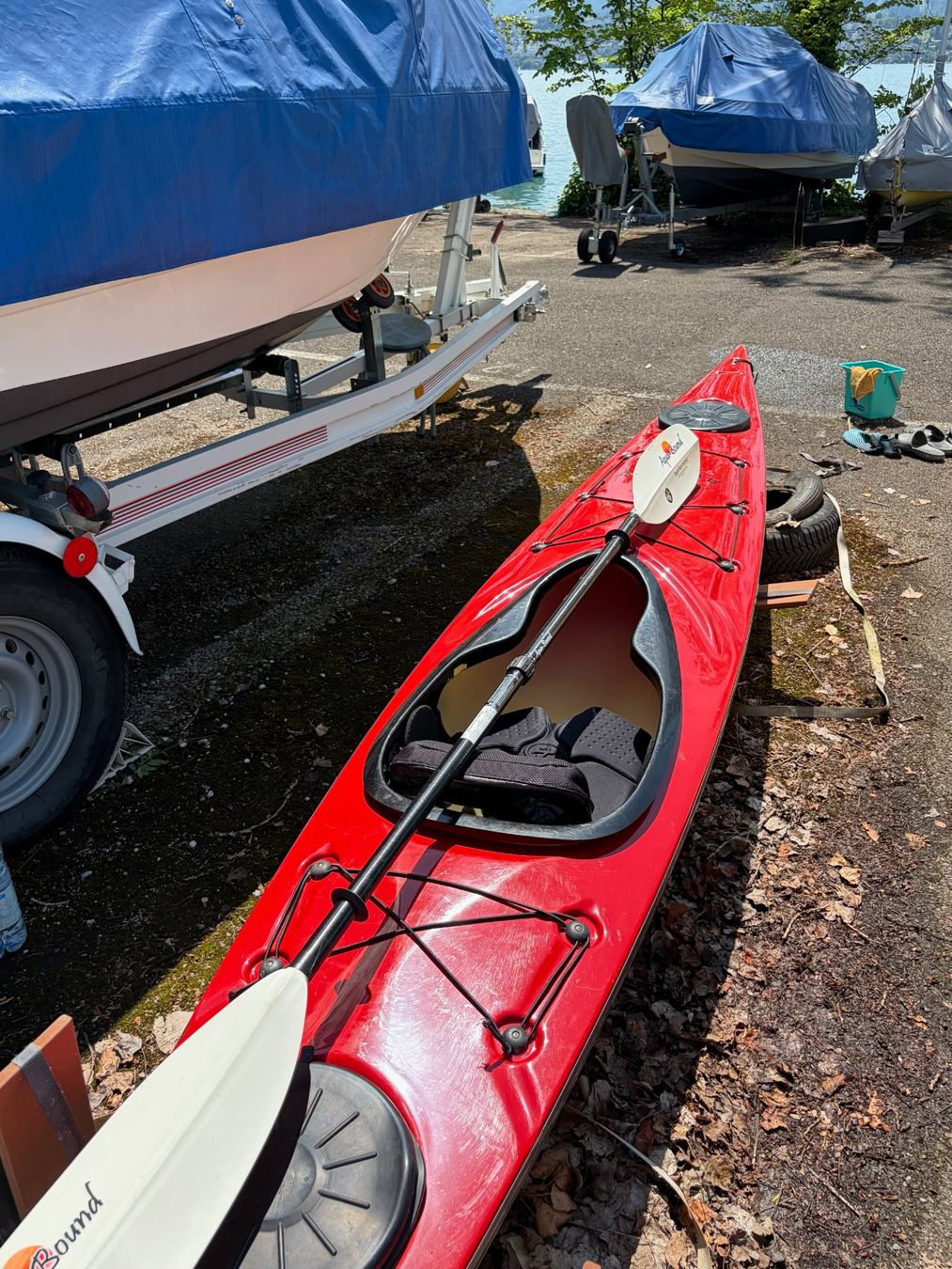 Barche: Eddyline Merlin LT Carbonlhttps://www.drite Kajak mit Paddel – Usato da Zollikon venduto da sabineschilg 1