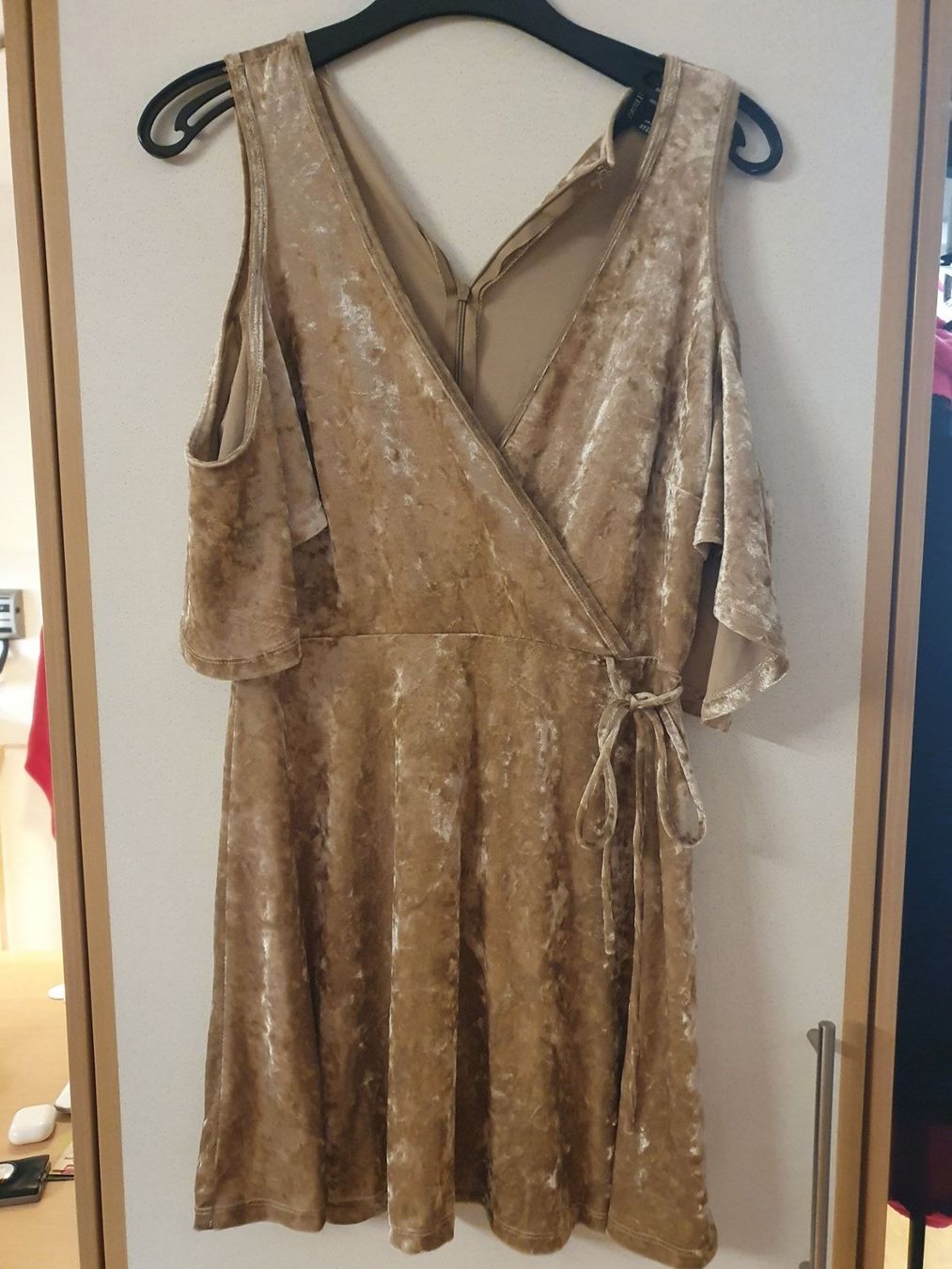 Vestiti: Robe beige douce effet velours taille M – Nuovo (secondo la descrizione) da Versoix venduto da aline_b 2