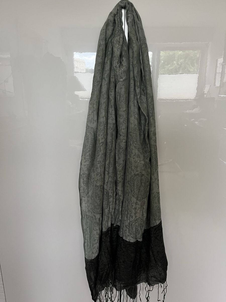Foulards, Tücher & Schals: Écharpe verte – Neu (gemäss Beschreibung) aus St. Prex von Nikolletta 1