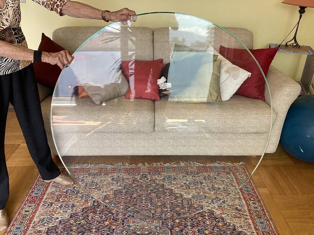 Pareti & Soffitti: Plateau rond en plexiglas – Usato da Vevey venduto da yvanschulz