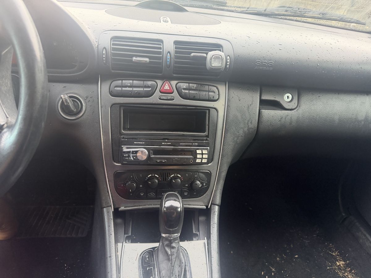 Mercedes-Benz Automobili: Mercedes-Benz  C320  (Export) – Usato da Lausen venduto da Armand94 7