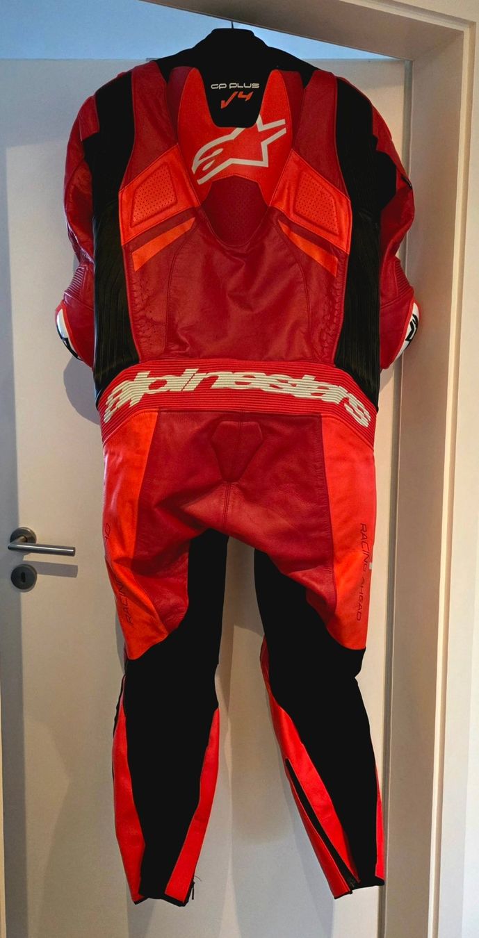 Alpinestars Completi: Alpinestars GP Plus V4 Sprint Lederkombi - Rot - EU 54 – Usato da Zürich venduto da hag_vww7 1
