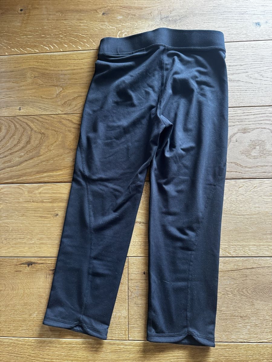 H&M Leggings: 3/4 Sporthose – Gebraucht aus Schaan von kri_tsw8 2