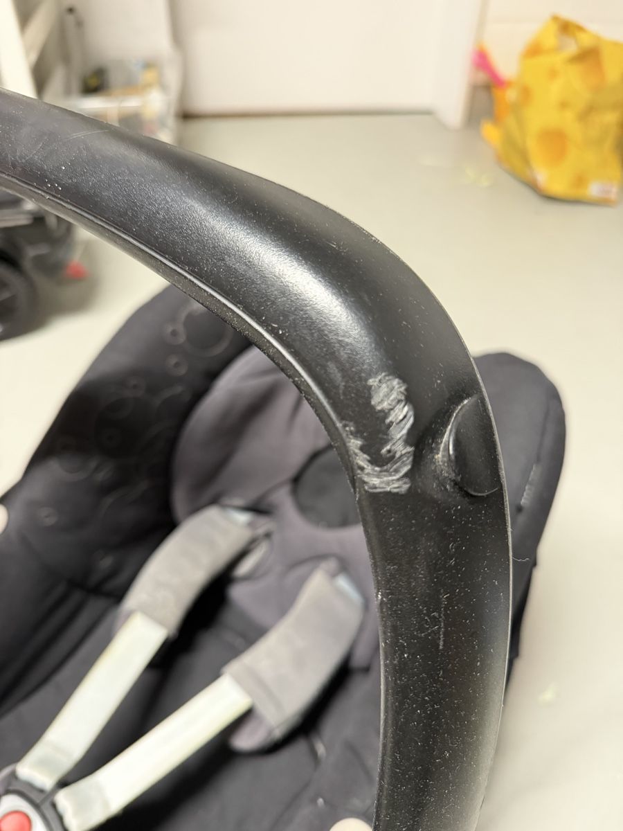 Maxi-Cosi Marsupi portabebè: Maxi cosi mit isofix station – Usato da Widen venduto da SBK_89 1
