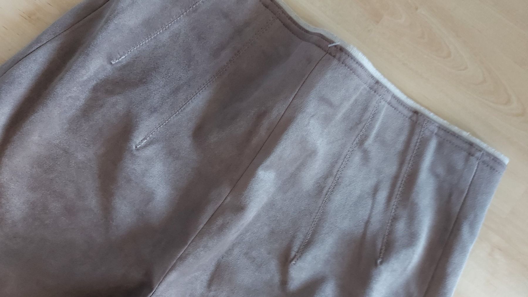 Cambio Pantaloni: Cambio Hose gr,38 – Usato da langenthal venduto da rundholz7 4
