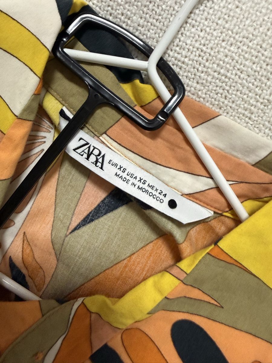 Zara Lotti di vestiti: Ensemble Zara : chemise et short à motifs – Nuovo (secondo la descrizione) da Les Avanchets venduto da NR07 2