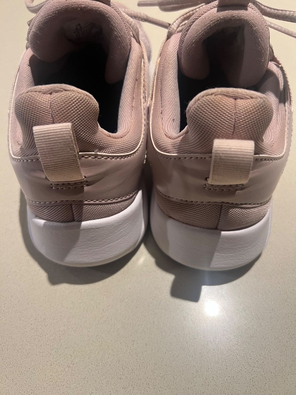 Nike Scarpe da donna: Nike Trainingschuh 37.5 – Usato da Luzern venduto da sr.luzern 4