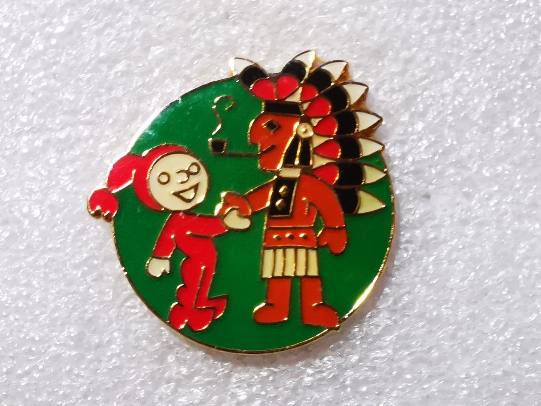 Placchette & Badge: Ansteckpin 54: Knorrli – Usato da Oppligen venduto da Pin-Fall-Shop