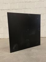 MDF ca. 30mm_ca. 680 x 680 mm_lackiert mit Acrylfarbe