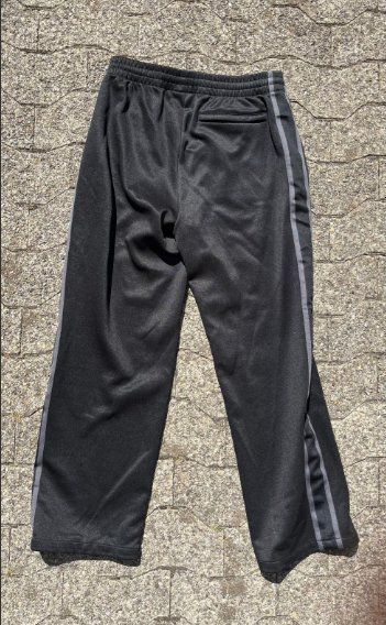 Carhartt Pantaloni: Carhartt Jogginghose, Grösse M, Schwarz, – Usato da Mönchaltorf venduto da Rofi7 1
