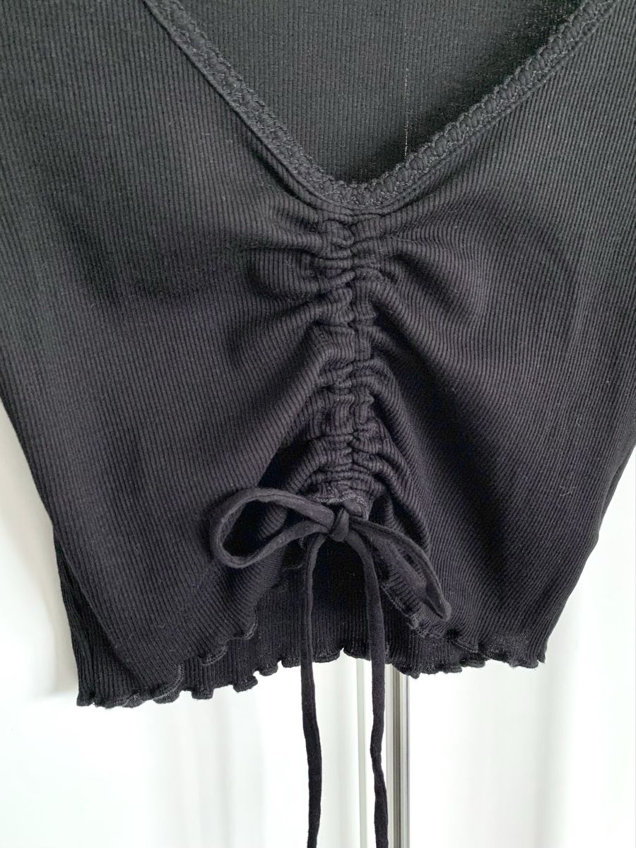 H&M Top: Schwarzes, langarmiges H&M Oberteil – Nuovo (secondo la descrizione) da Düdingen venduto da Hiron_o7 1
