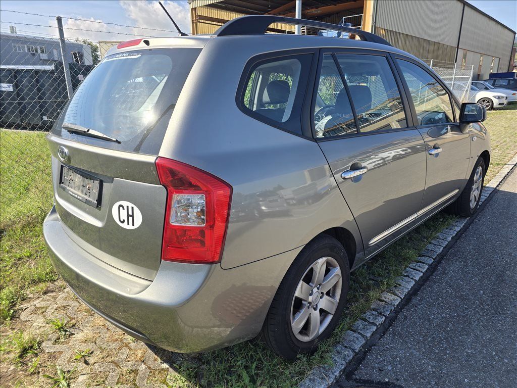 Kia Autos: Kia Carens  III – Gebraucht aus Muri AG von Rimp056 2