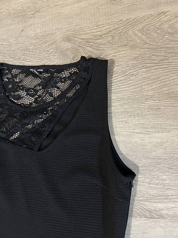Vestiti: Kleid – Usato da Schwerzenbach venduto da nic_zt5r 1