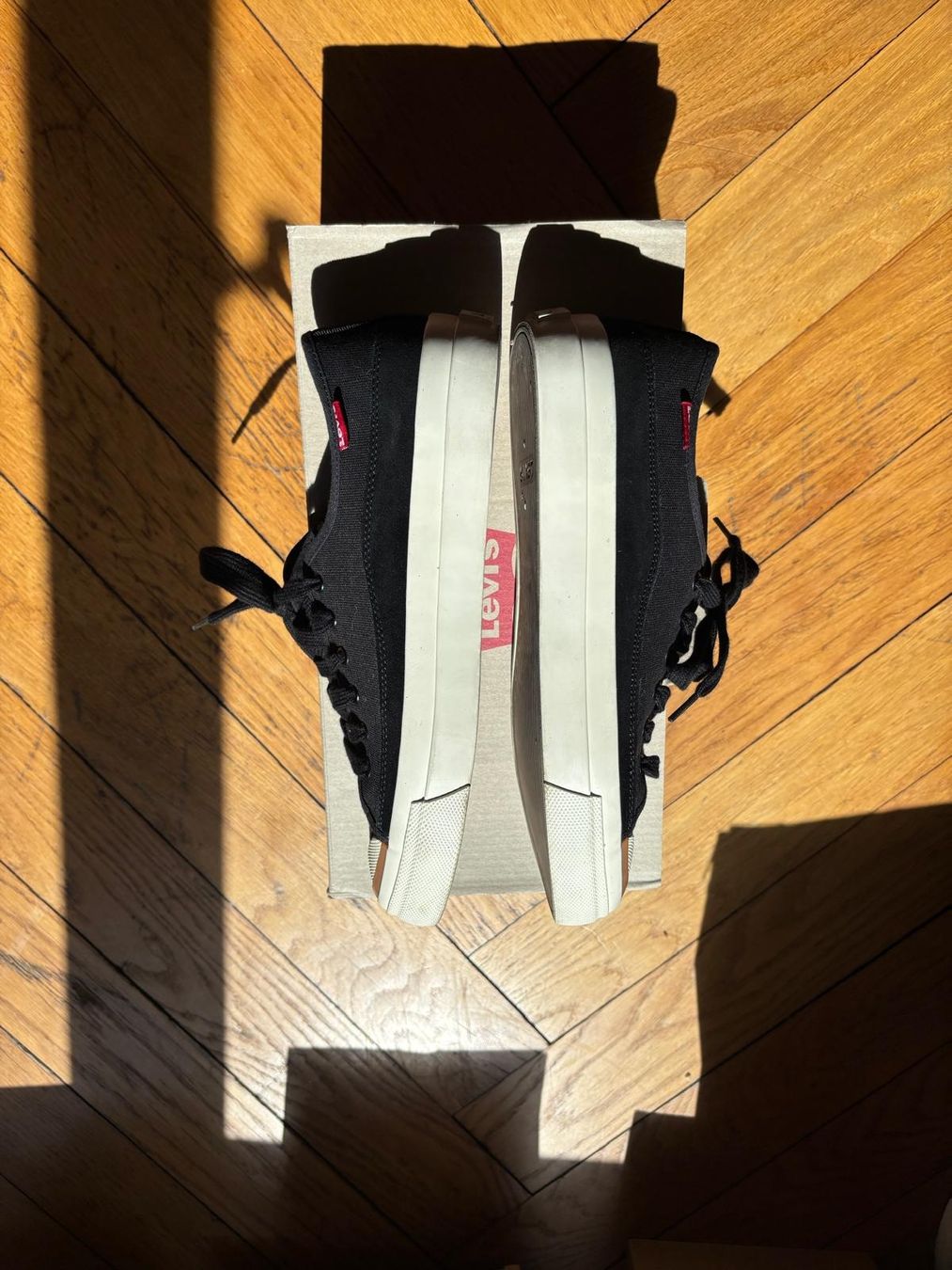 Levi's Herrenschuhe: Levi's Square Low  – Gebraucht aus Genève von nun_7fjx 4