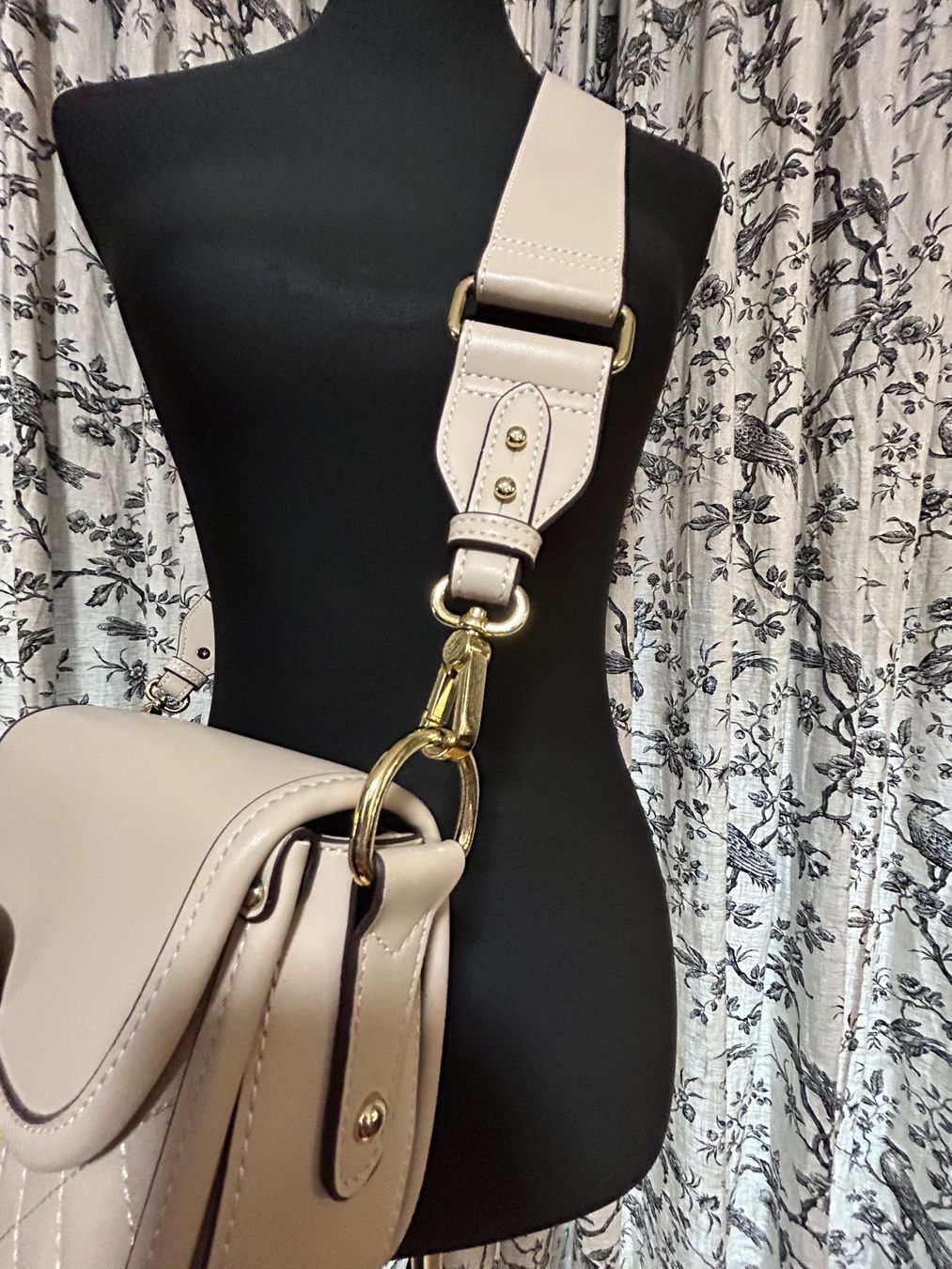 Borse da donna: SEIDENFELT BEIGE – Usato da Luzern venduto da Suneha 2