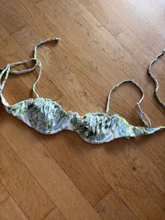 H&M soutien-gorge bikini imprimé floral taille 70B bon état