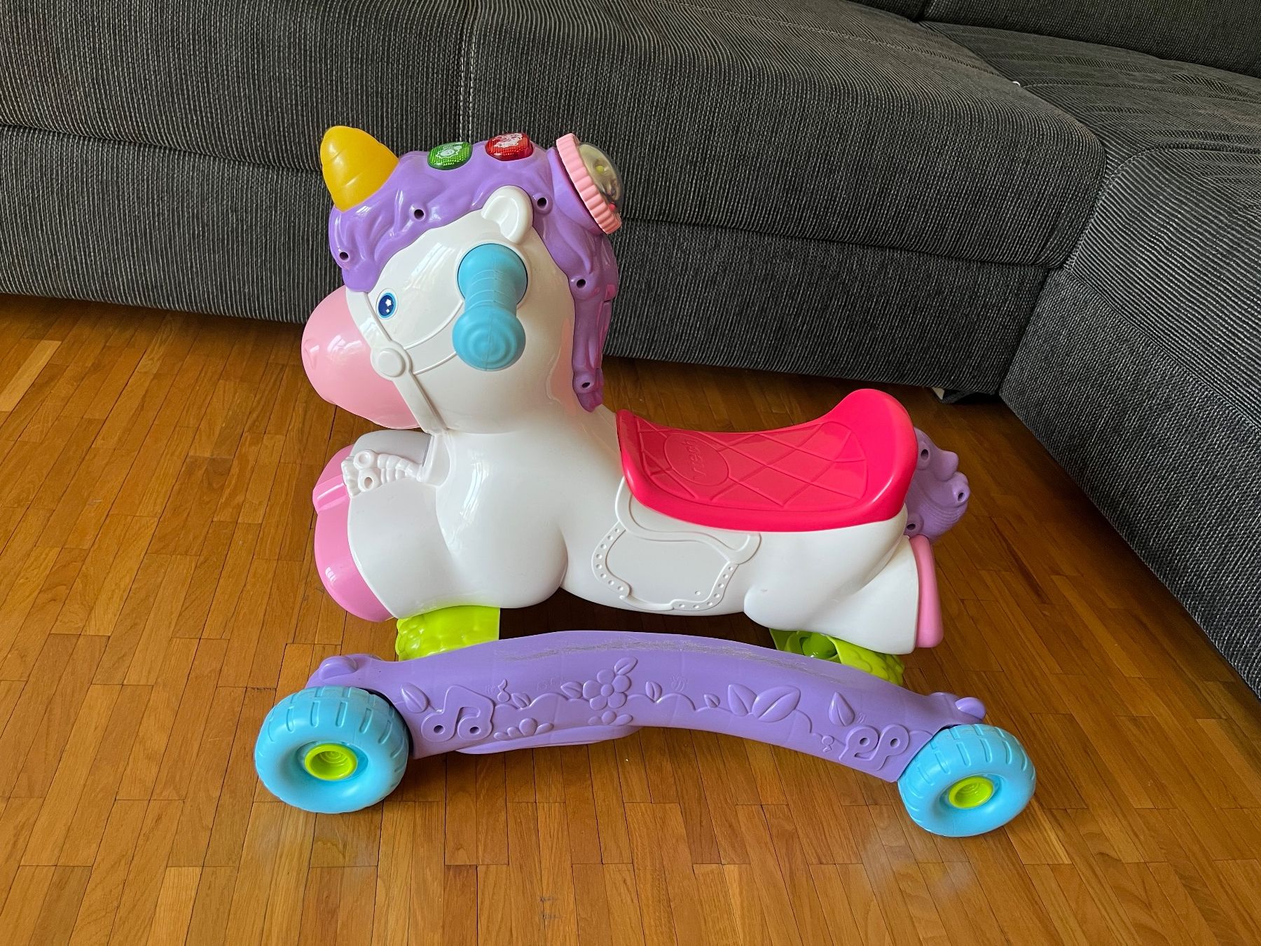Vtech Spielzeuge: Vtech- Cléo ma licorne trotteur - basculo – Gebraucht aus Epalinges von ram_68mk 1