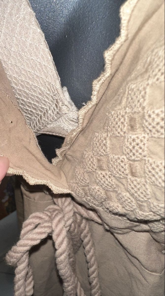 Vestiti: BCBG MAXAZRIA KLEID GR 34 – Usato da Unteraegeri venduto da MH203 9
