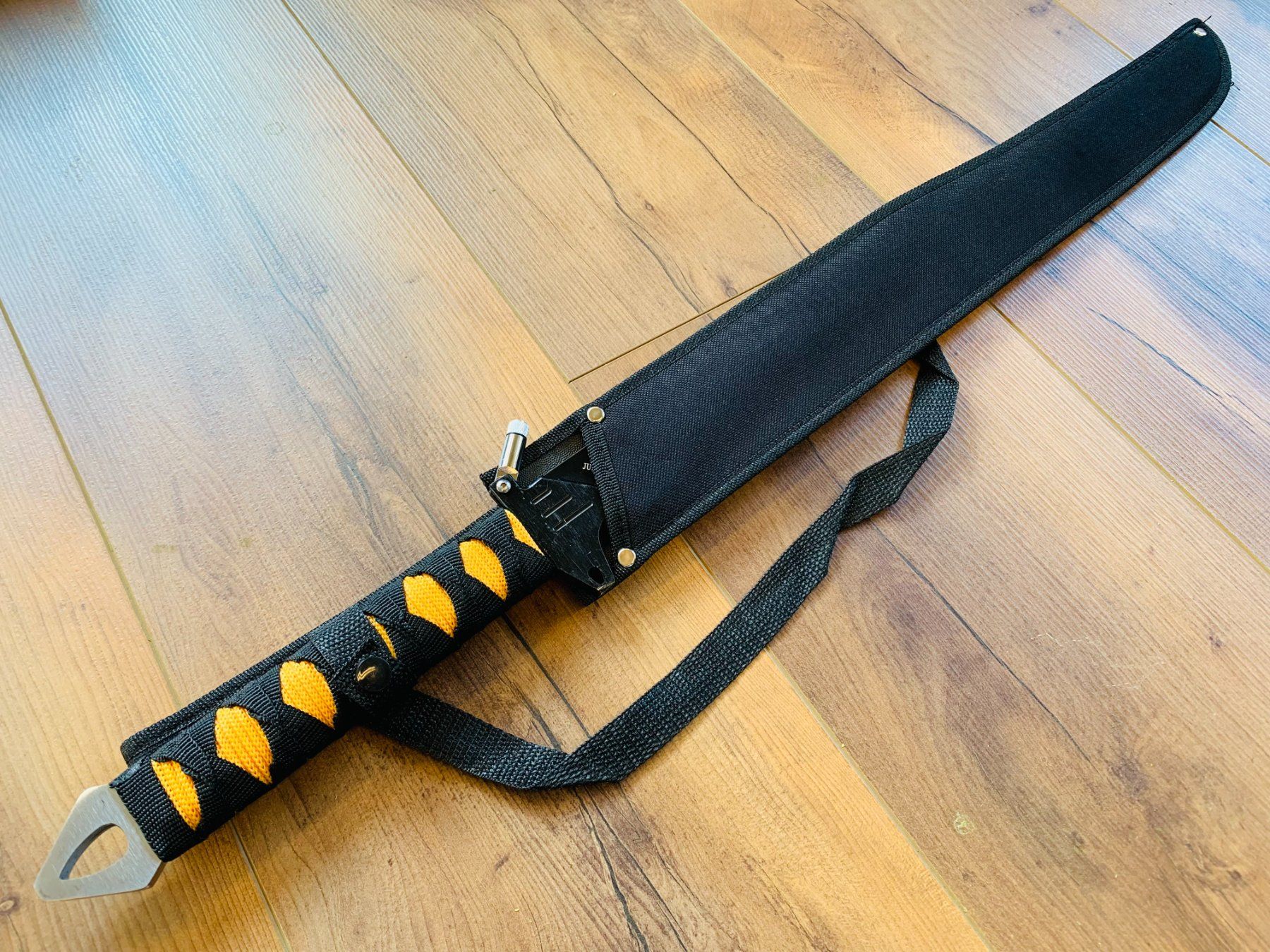 Zubehör: Régiment du Roi Tactical Messer 69cm mit LED NEU – Neu und originalverpackt aus Bergdietikon von shopAgent 6