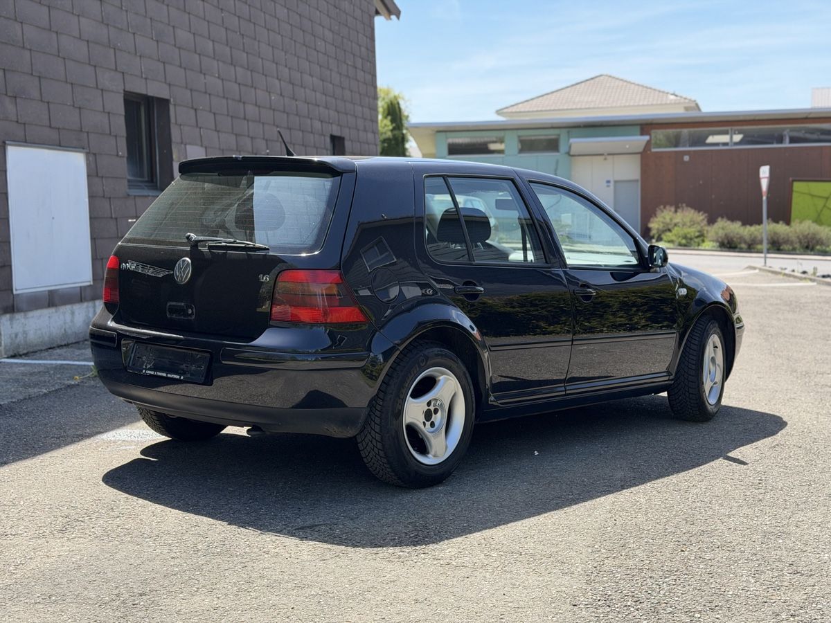 VW Automobili: VW Golf 4 1.6 - wenig Kilometer! – Usato da Auw venduto da gea_z8qf 3