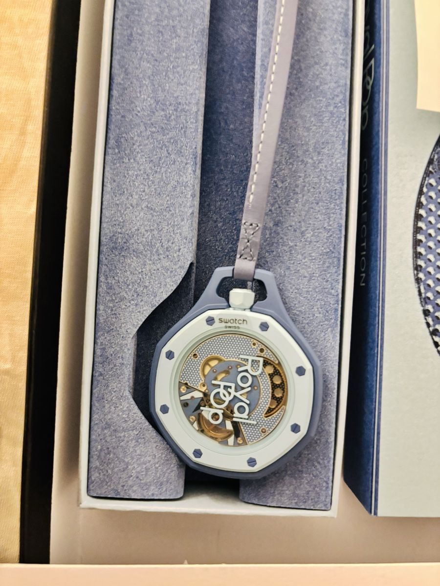 Swatch Uhren: Swatch x Audemars Piquet Lan Ba – Neu und originalverpackt aus Emmen von Smileys. 4