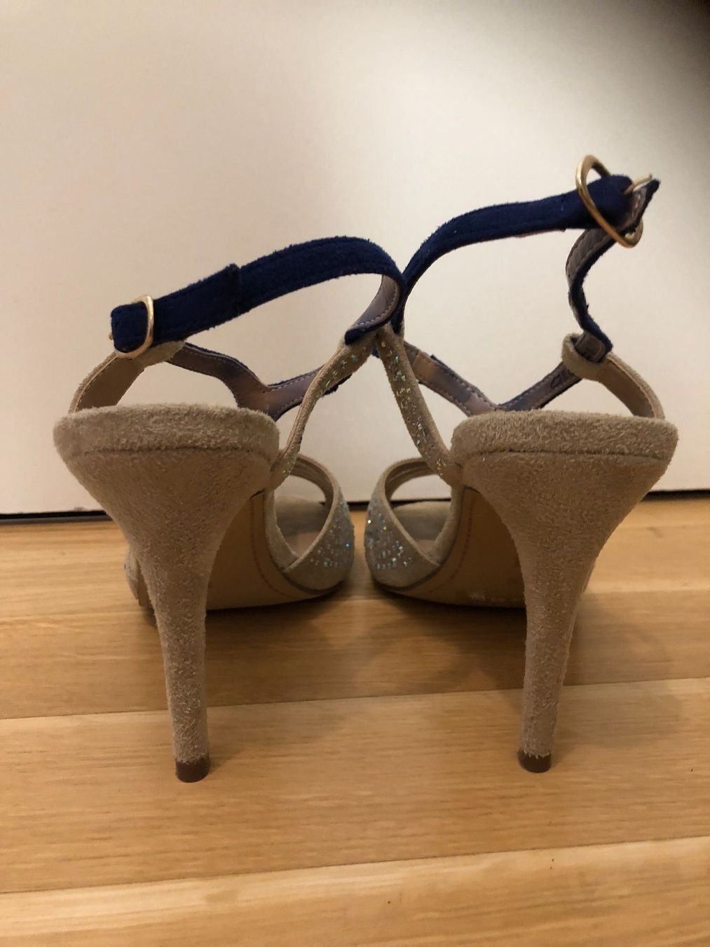 Scarpe da donna: Sandalen mit Strass von Bata NEU – Usato da Wil  AG venduto da Kfloh 2