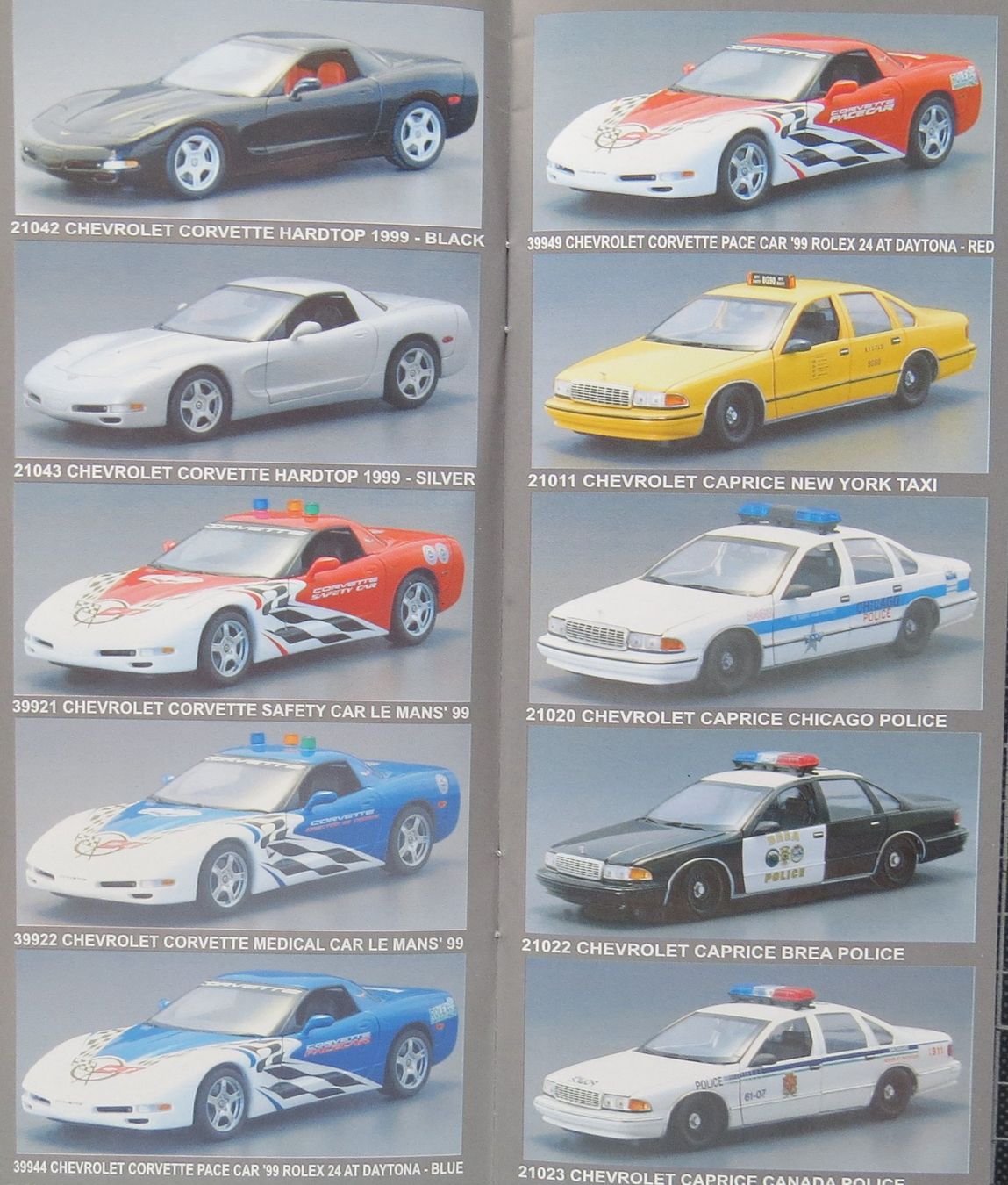 Modellini d'auto: UT Modellautokatalog – Nuovo (secondo la descrizione) da Ettingen venduto da campione_1 2