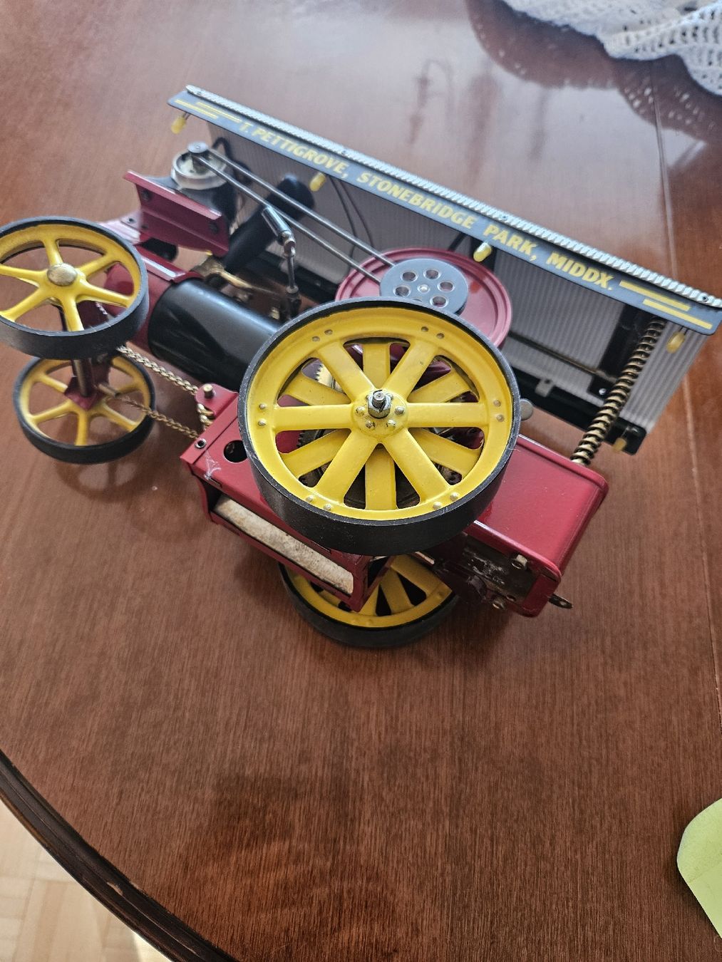 Wilesco Kit di modellismo & Modellini statici: Wilesco D409 Showman's Engine / Dampftraktor mit LED-Beleuch – Usato da Frauenfeld venduto da Elvis93 4