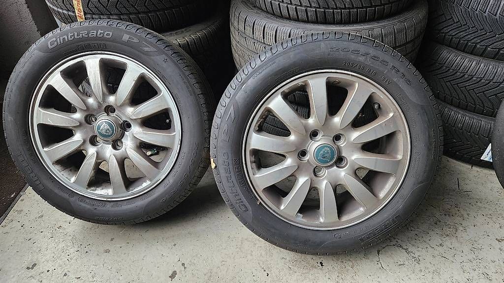 Jaguar Cerchioni: Jaguar Alufelgen 16 Zoll – Usato da Weisslingen venduto da Mechanik87