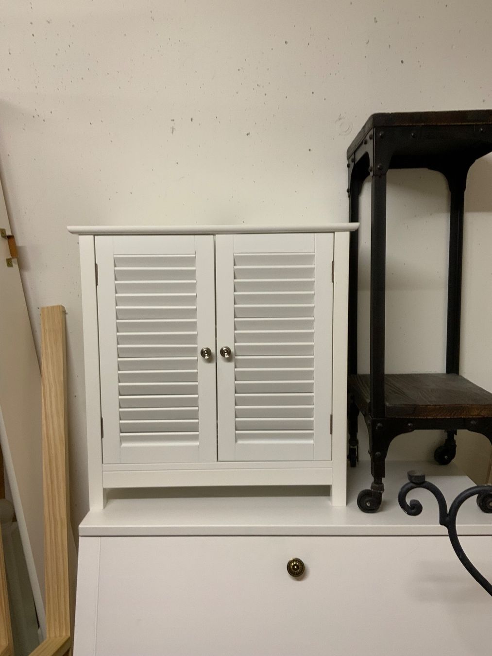 Mobili per bagno: Badezimmerschrank – Usato da Winterthur venduto da mirjs77