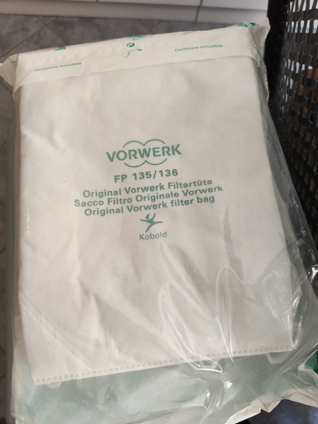 Vorwerk Aspirapolveri & Accessori: Beutel Vorwerk 135_136 original neu – Nuovo e nell'imballaggio originale da Schlieren venduto da bingo33 1
