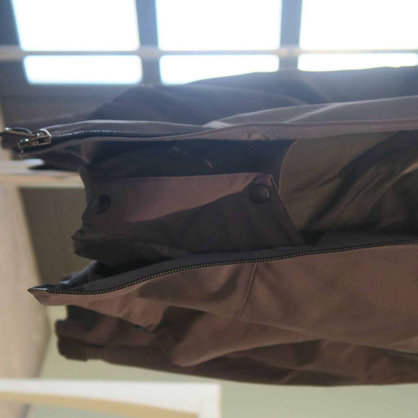 Arcteryx Vestes: Regenjacke arc'teryx, Grösse M, anthrazit – D'occasion à Goldingen par hes_qz5d 7