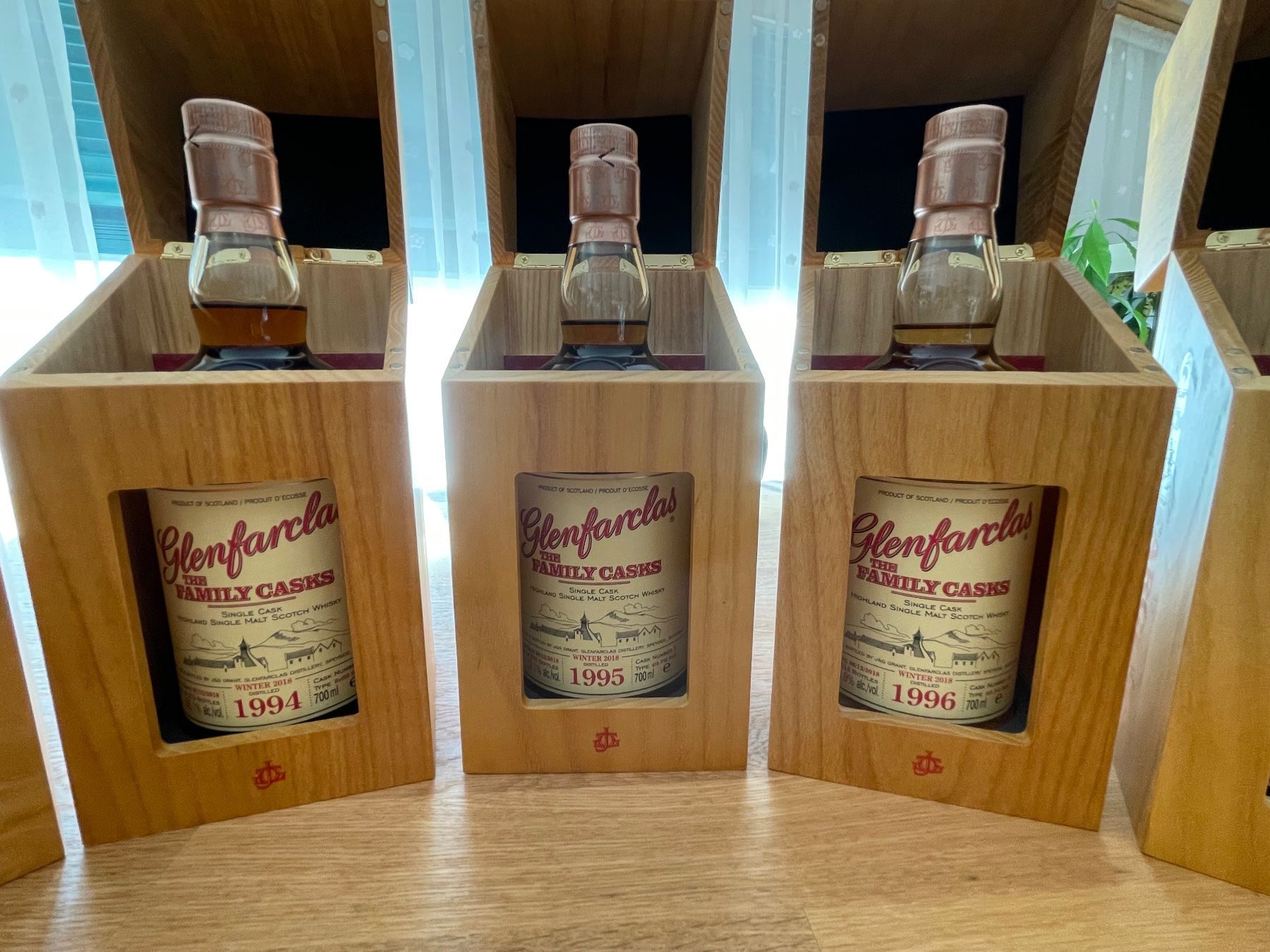 Glenfarclas Spirituosen: Glenfarclas Family Casks 1991/1999 – Neu und originalverpackt aus St. Moritz von cas_w97x 4