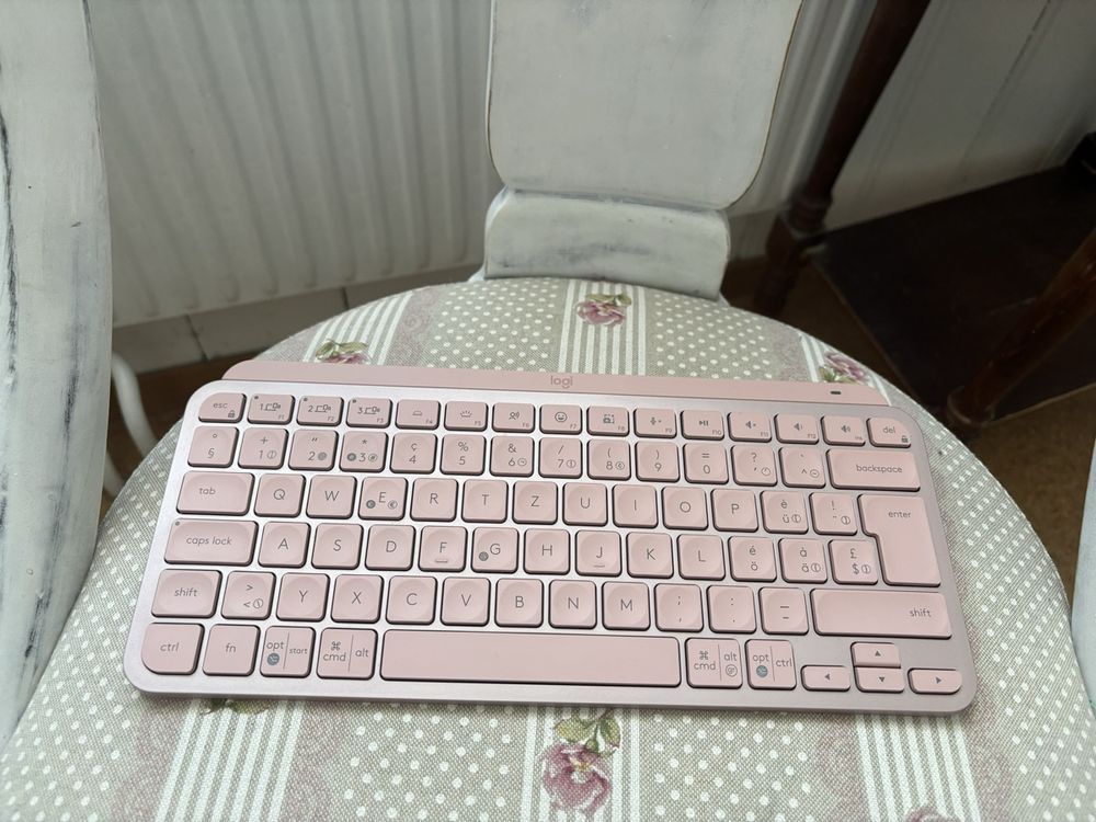 MX Keys Mini, Pink (Gebraucht) in Buttisholz für CHF 30 – mit Lieferung ...