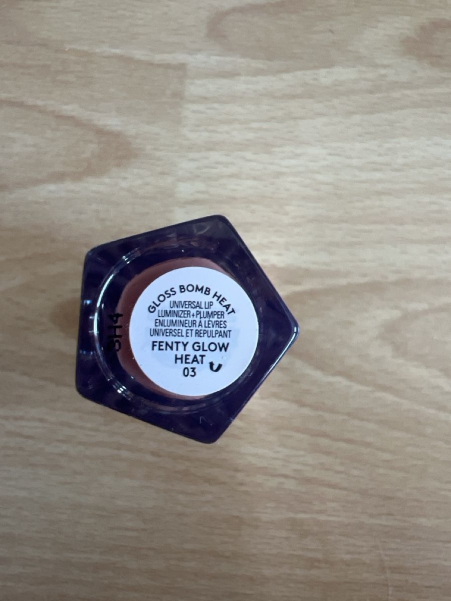 Make-up: Fenty Gloss Bomb Heat – Nuovo (secondo la descrizione) da Zug venduto da wwwx 1