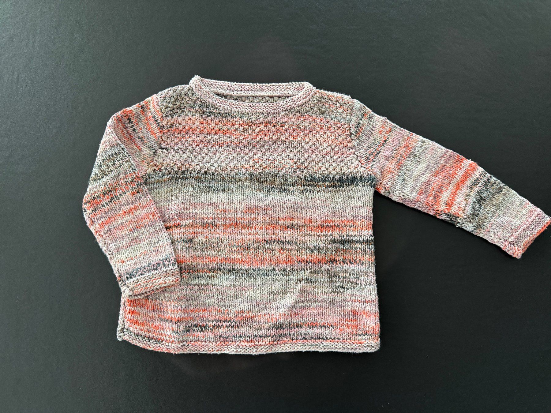 Pulls et sweat-shirts: Mädchen Strickpullover / Pullover handgestrickt Gr. 98 – D'occasion à Zollikon par Krenapf 2