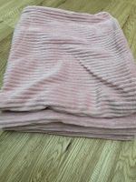 Kissenbezug Altrosa Rippstrick Stoff Reissverschluss 45x45cm