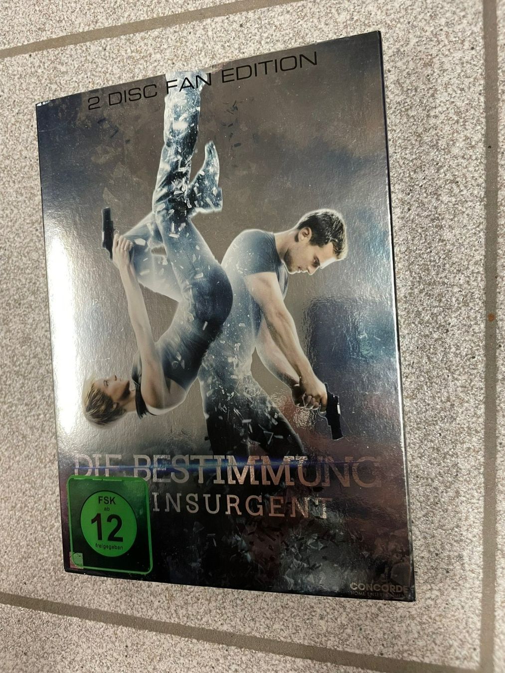 Tutti i DVDs: Die Bestimmung - Insurgent [2 DVDs] – Usato da Eschen venduto da 33shaggy33