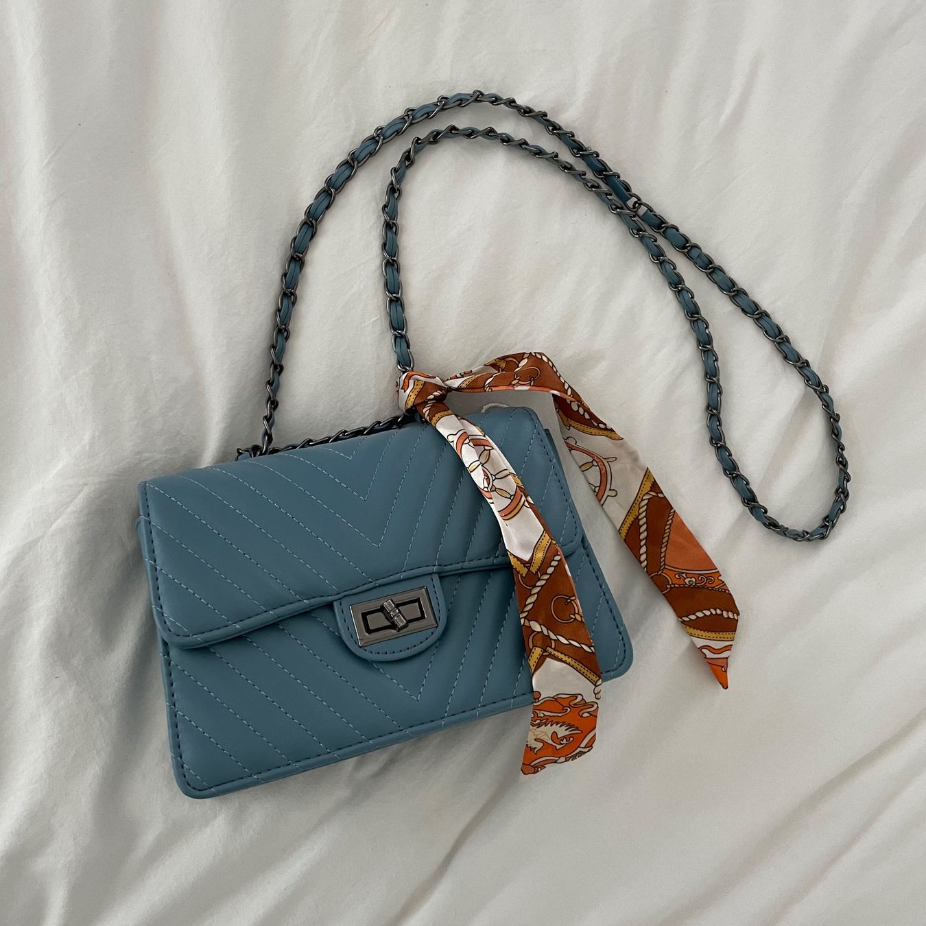 Borse da donna: Petrolblaue Tasche aus Kunstleder – Nuovo (secondo la descrizione) da Utzenstorf venduto da beatrice.ch